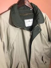 Towne London Fog men Large jacket beige and olive green retractable hood remov