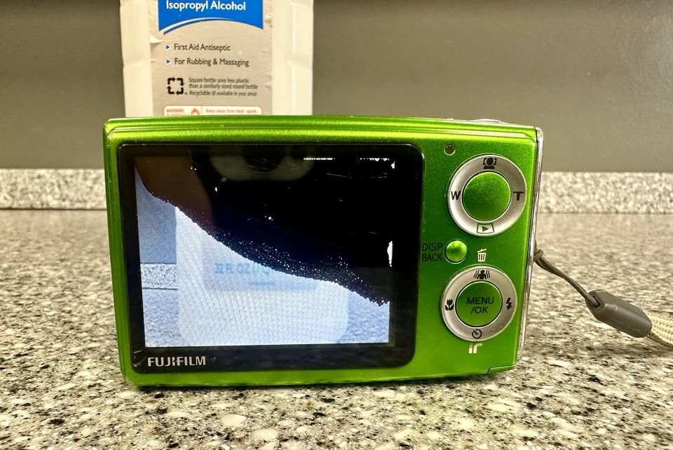 Fujifilm Finepix Z20fd 10MP 3x Zoom Compact Digital Camera Green For Parts - Image 4 of 4