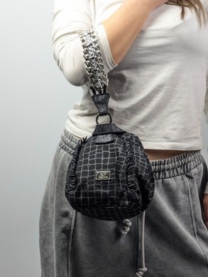 GIANFRANCO FERRE Black Mini Drawstring Bag Silver Chain Strap Croc Pattern Pouch