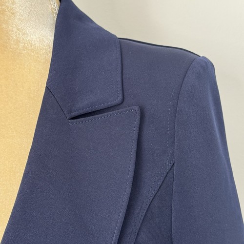 NWT White House Black Market The Essential Blazer Size 8 Navy Shoulder Pads - Picture 5 of 16