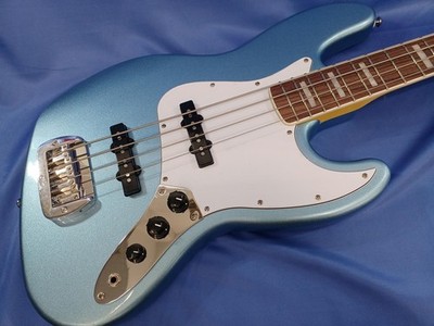 G&L Tribute JB 4-String Bass Guitar Lake Placid Blue Purple Fade 34'' Scale