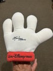 Disneyland Resort Minnie Mouse Glove Plush Hand Pillow Set - Disney — photo 5