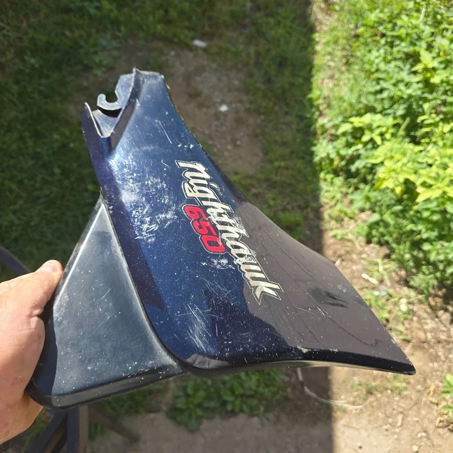 БОКОВАЯ КРЫШКА ПАНЕЛИ HONDA NIGHTHAWK 650 - Изображение 4 из 4
