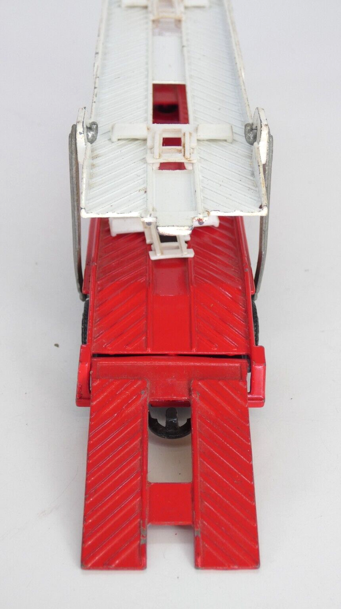 Corgi Volvo Car Transporter Globetrotter Rare Toy Truck