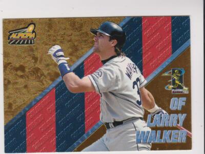 1998 Pacific Aurora Pennant Fever #33 Larry Walker card, Colorado Rockies HOF