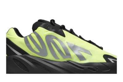 adidas Originals YEEZY Boost 700 MNVN Phosphor FY3727 Men's Size