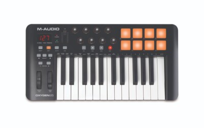 M-Audio Oxygen 25 Key USB Midi Controller 4th Gen V4 for sale