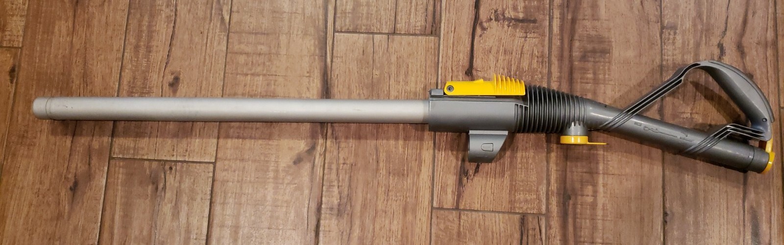 Dyson DC07~Yellow Extension Wand Handle & Hose Pipe Replacement Part Only Used