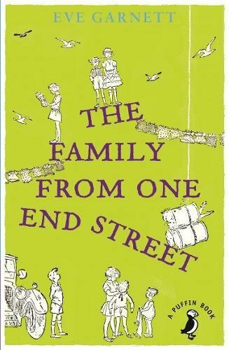 The Family from One End Street (A Puffin Book)-Eve Garnett