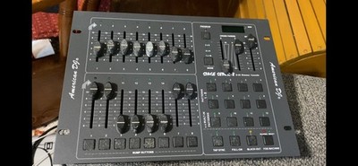 American DJ STAGE SETTER 8 Or 16-Channel Light Dmx Dimmer Controller 