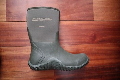 Green Rubber & Neoprene MUCK BOOT CO Edgewater Boots Man7 - 7.5 Lady 8 - 8.5