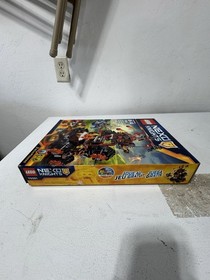 LEGO NEXO KNIGHTS 70321 General Magmar's Siege Machine of Doom Set 516 Pieces