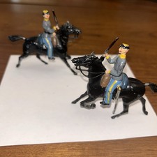 Britains Metal U.S. Cavalry Soldiers on Horses 54mm Lot of 2 Marked Britain Copy