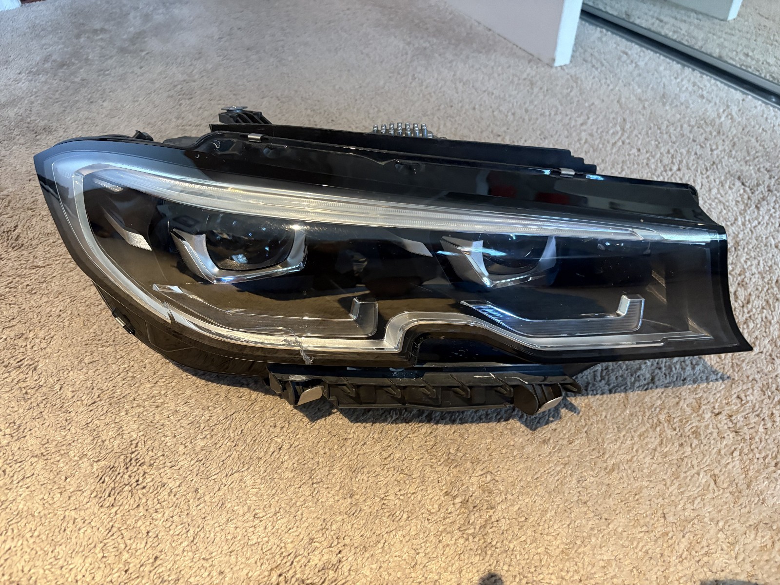 2019-2022 BMW 330I xDrive Front Right Headlight LED Light Lamp OEM (Some Damage)