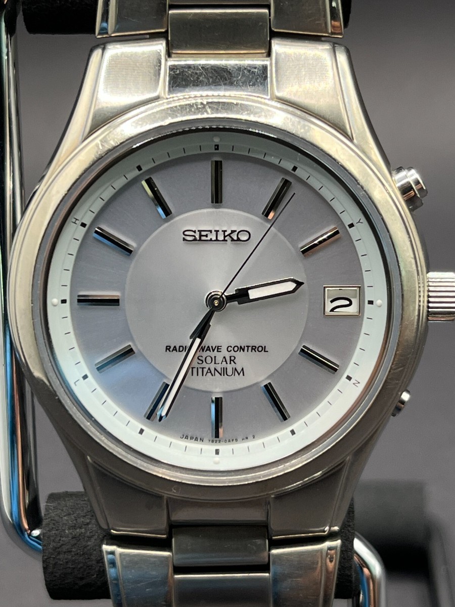 SEIKO 7B22-0AD0 Radio Wave Control Solar Titanium Watch