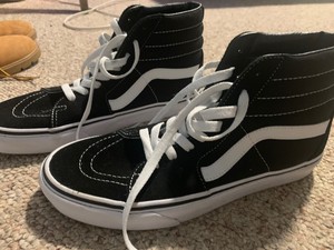 black hi top vans