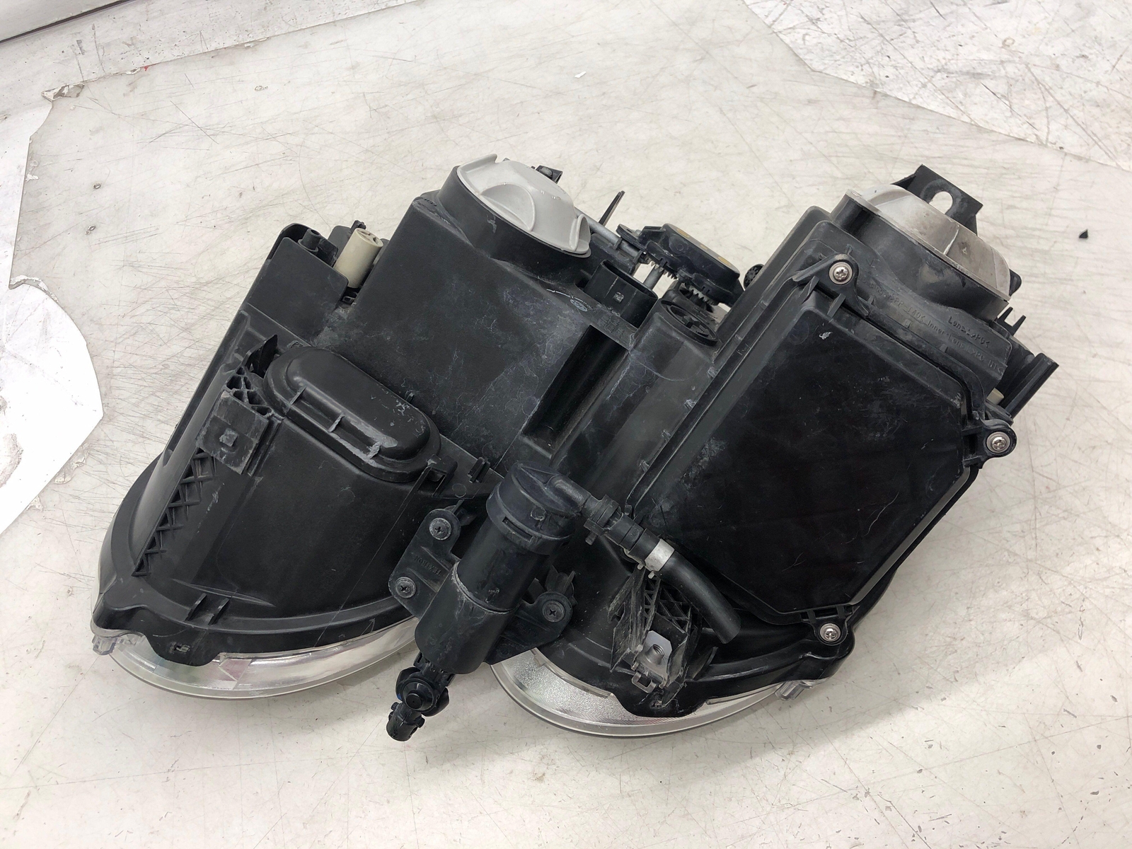 2006-2012 BENTLEY CONTINENTAL FRONT RIGHT HID XENON HEADLIGHT LAMP 3W1941016T