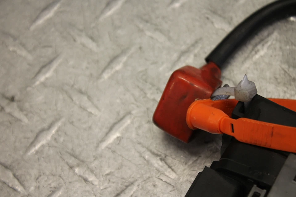 2007 SUZUKI GSXR750 MOTOR RELÉ DE PARTIDA INTERRUPTOR DE MOTOR DE PARTIDA - Imagem 4 de 4