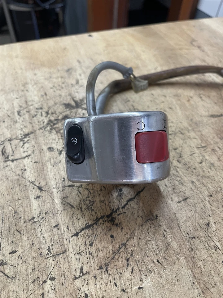 Yamaha V-Star 1100 Classic XVS1100 99 00 01 02 03 OEM Right Kill Bar Switch - Image 2 of 3