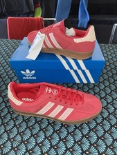 Basket Adidas Gazelle Neuf Pointure 42 Valeur 139 Eu Rouge
