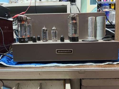 marantz 8B vintage stereo amplifier
