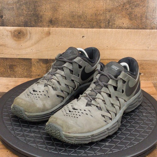 nike lunar fingertrap tr running
