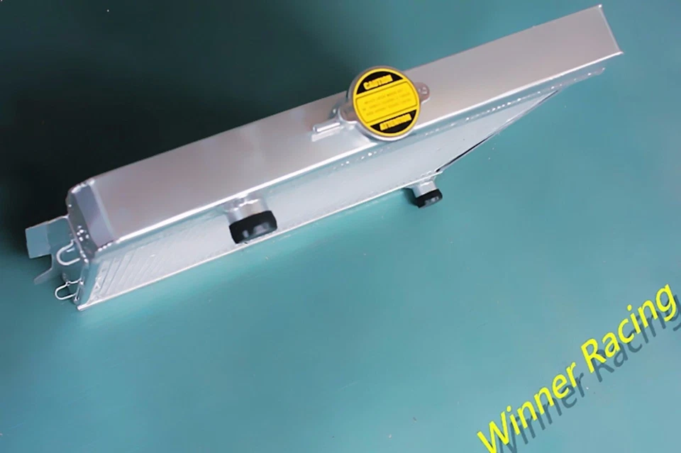 Radiador de aluminio 32 mm Fit BMW E10 02 SIERIES 2002 TURBO M10 1973-1974 Foto 2 de 2