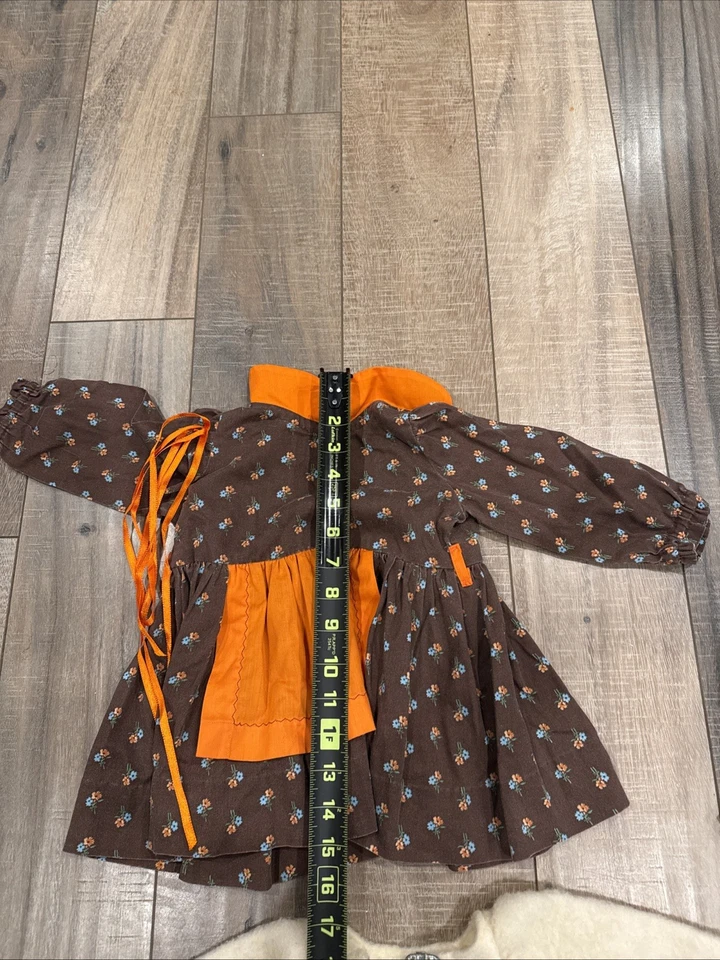 Gran Lote de 10 Vestidos Muñeca Trajes Aparece Hecho a Mano De Colección 13"-18" Vacaciones/Otoño Foto 2 de 4