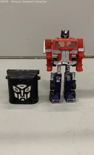 Vintage Hasbro Transformers Generation 1 (G1) Optimus Prime Action Figure