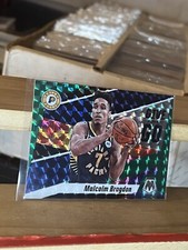 2019-20 Panini Mosaic - Give and Go Green Mosaic #14 MALCOLM BROGDON Pacers