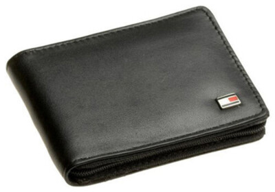 tommy hilfiger zipper wallet