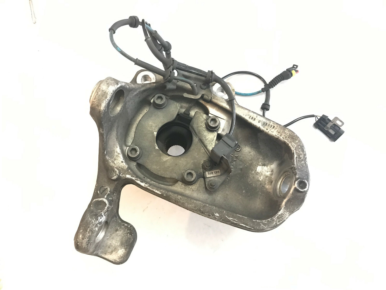 2007 Maserati Quattroporte M139 Right Front Passenger Spindle Knuckle Hub 