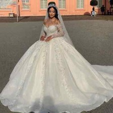 Luxury A-Line Wedding Dress Off Shoulder Long Sleeved Lace Applique Bridal Gowns