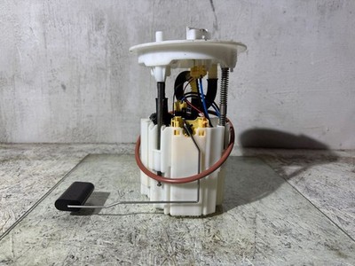 Volvo V40 2017 Kraftstoffpumpe im Tank 31321153 Diesel 88kW RKT4812