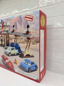 LEGO Cars: Flo's V8 Cafe (8487) NEW SEALED