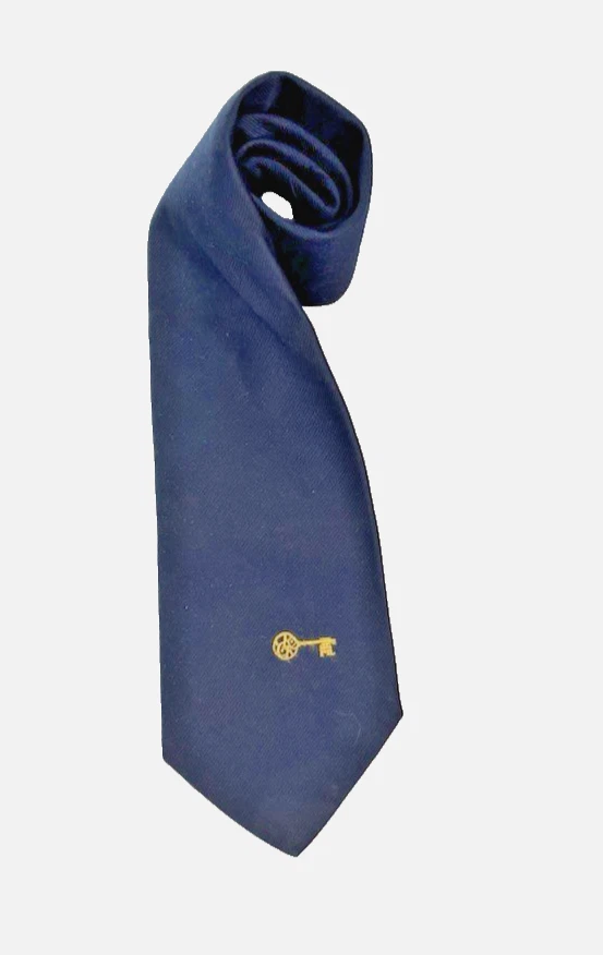 Vintage 1970's Burt Pulitzer Polyester Blue Gold Key Design Tie 4"x54" - Image 2 of 3