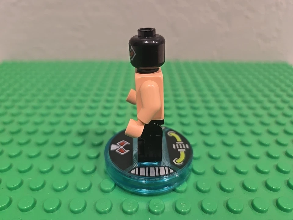 Lego Dimensions - DC Comics - Boneco e etiqueta Bane - 71240 - Imagem 2 de 4