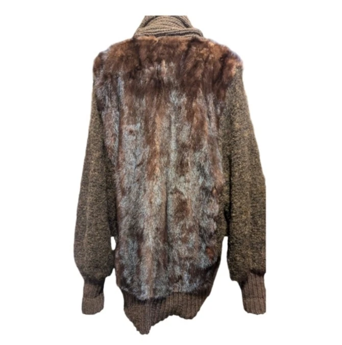 Gorgeous Rare Authentic Vintage Douglas Furs  Wool/Fur/Knit Women's Cardigan - Image 3 of 4