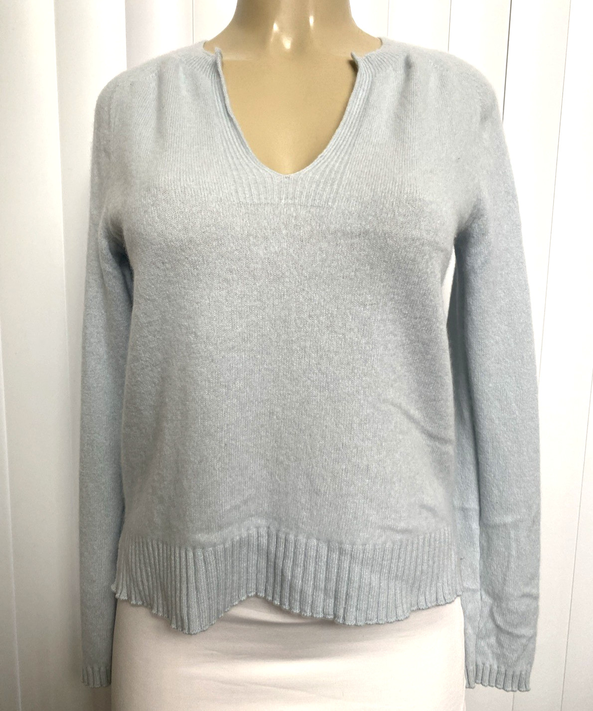 White + Warren Split Neck Cashmere Pullover Sweat… - image 3