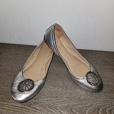 Tory Burch Liana Rhinestone Logo Silver Metallic Leather Ballet Flats Size 8.5