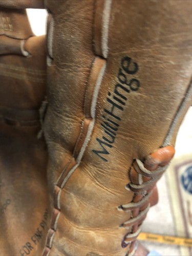 Mizuno Professional Model MT500 Lite Flex Baseball Glove - Picture 7 of 13