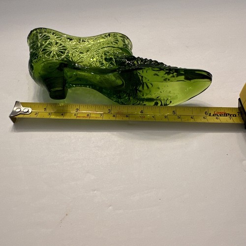 Vintage Fenton Glass Shoe Daisy Buttons Emerald Green Glass Shoe Slipper Glass - Picture 21 of 24