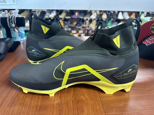 Nike Oregon Ducks PE Alpha Menace Elite 3 Team Issued Size 17 Football Cleats - Picture 5 of 8