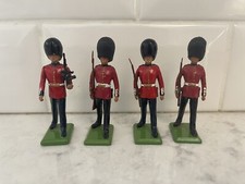 Britains Grehadier Guards 4 