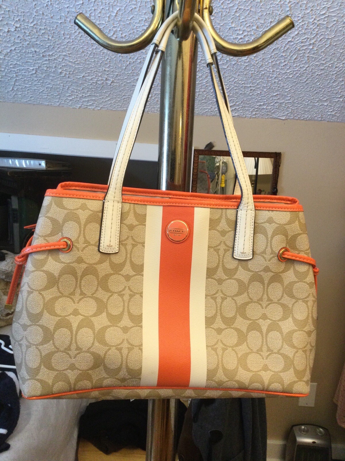 Coach Signature Large Carry All Bag Gem