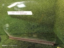 Porte avant et accessoires Nissan TRADE