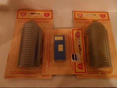 IHC HO SCALE BARN SILO'S (2) 1 OFFICE CONTAINER N.I.P.