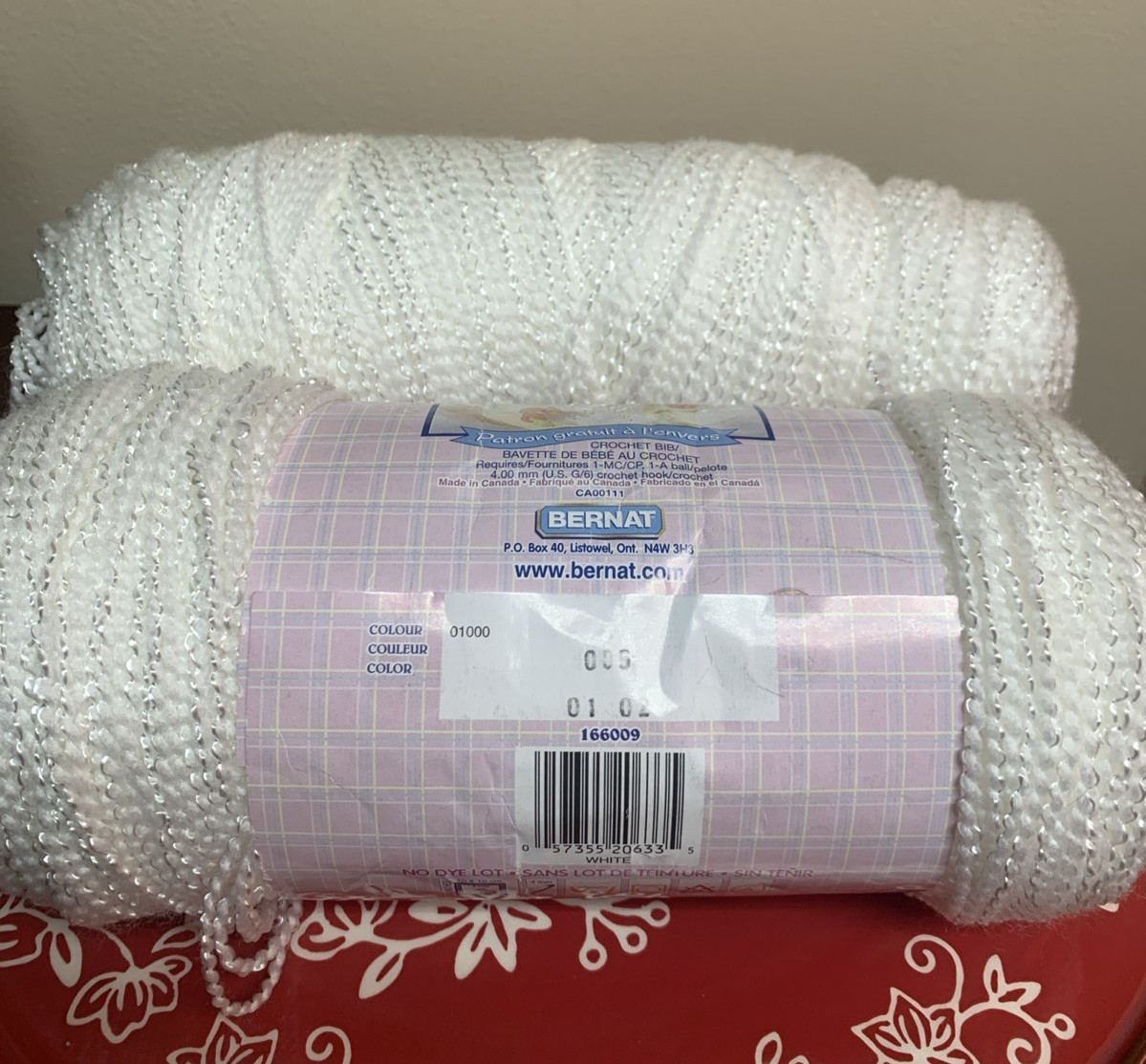 Lot of Bernat Coordinates Pompadour Yarn White 01000 - Same Dye