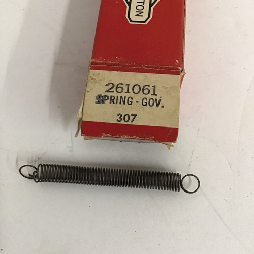 NOS OEM BRIGGS & STRATTON GOVERNOR SPRING 261061 - Picture 2 of 3