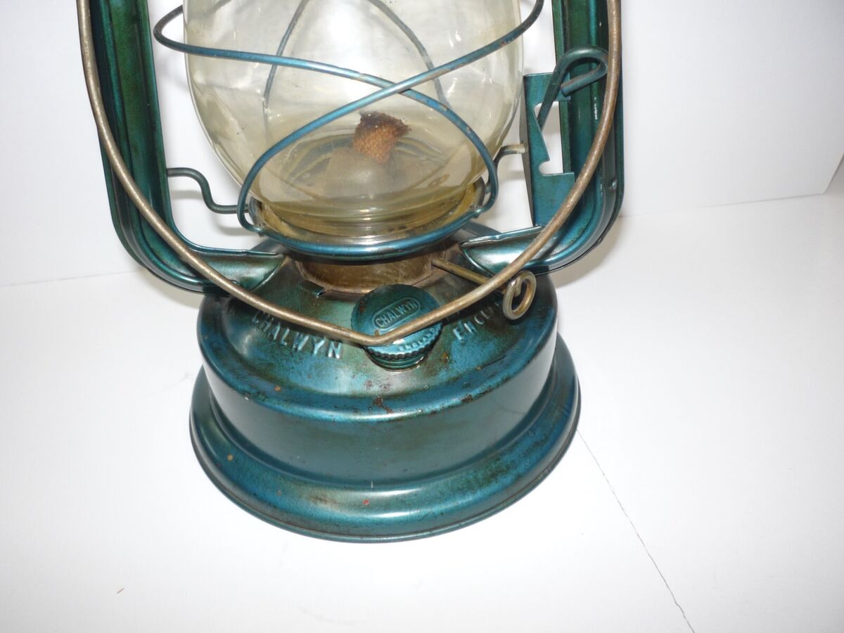 Vintage FAR EAST MKII Chalwyn England Blue Kerosene Lantern Vintage FAR EAST MKII Chalwyn England Blue Kerosene Lantern